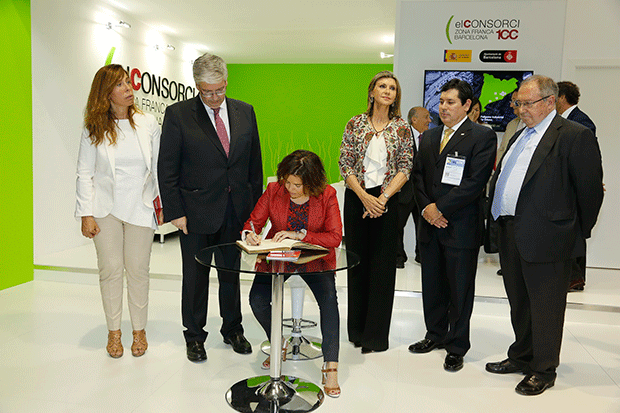 Soraya Sáenz de Santamaría closes the most international edition of SIL
