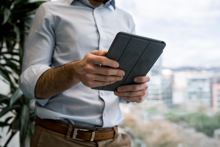 Man photography using a tablet device